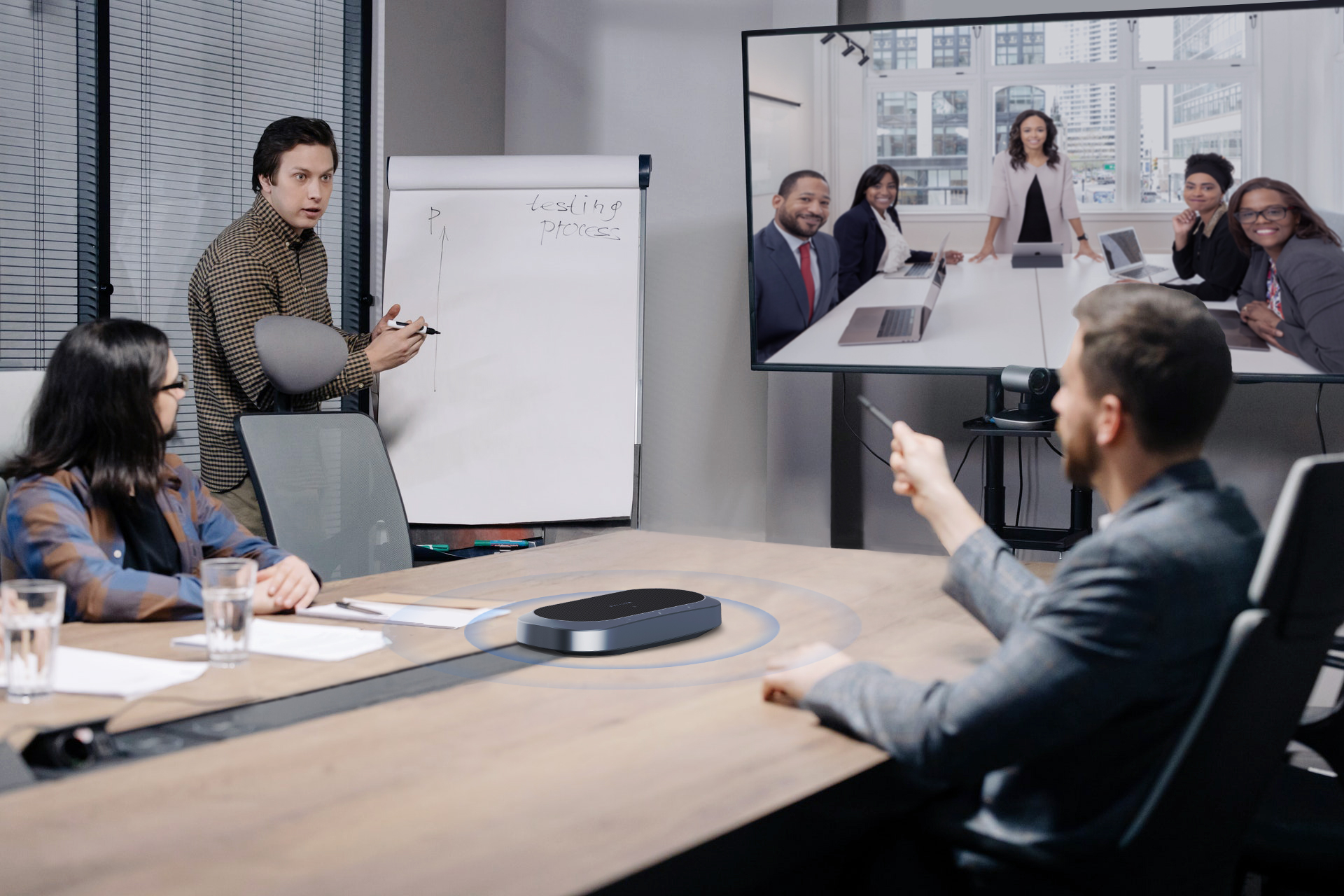 在每個會議室都配備思必馳M12的公司上班，是一種什么樣的體驗？